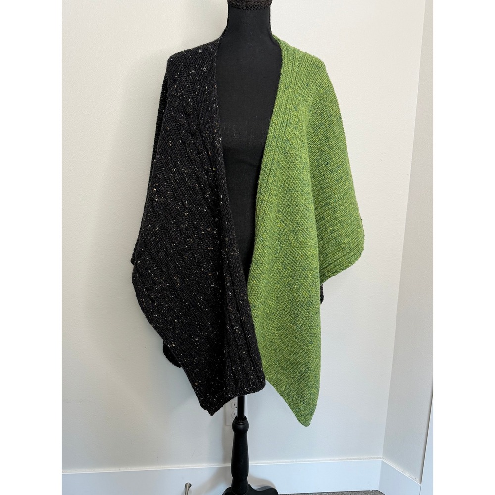 Bonner of Ireland Donegal Wool Knit Wrap Shawl Green Black Two Tone Made Ireland